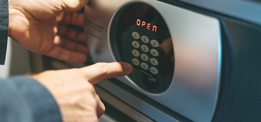 Cash Safe Openers in La Ca, California
